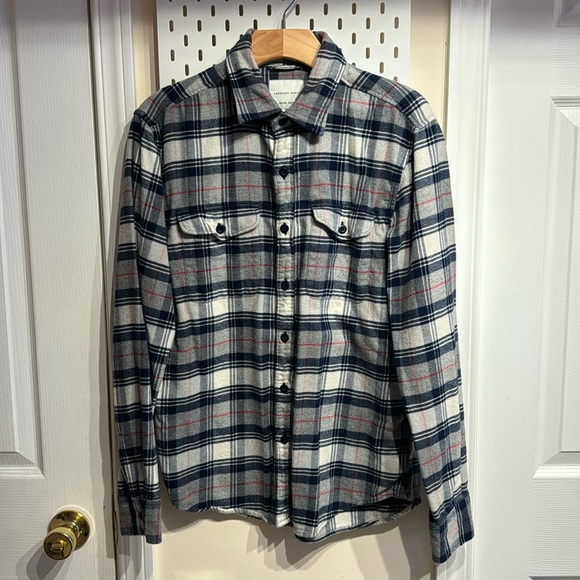 American Eagle Super Soft Flannel - Picture 1 of 2
